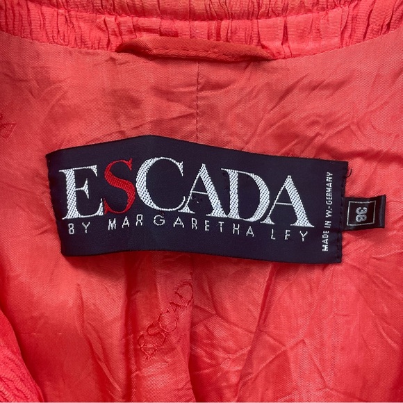 Vtg Escada Coral Red Crinkled Buttoned Jacket - Sz 38 - Picture 9 of 16